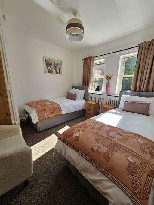 Ravensworth Cottage ภายนอก รูปภาพ